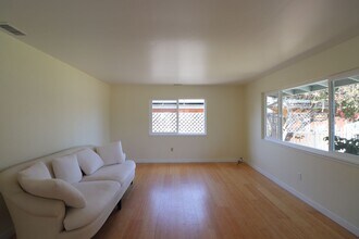 1719 11th St in Los Osos, CA - Building Photo - Building Photo