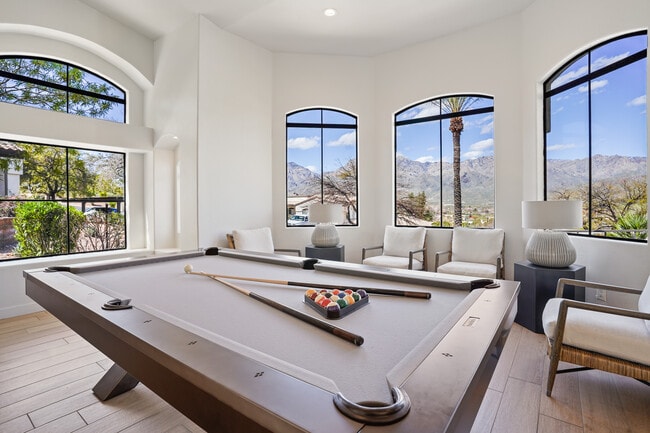 Pinnacle Heights in Tucson, AZ - Foto de edificio - Building Photo