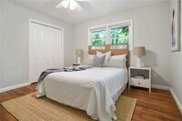 2899 White Oak Dr photo'
