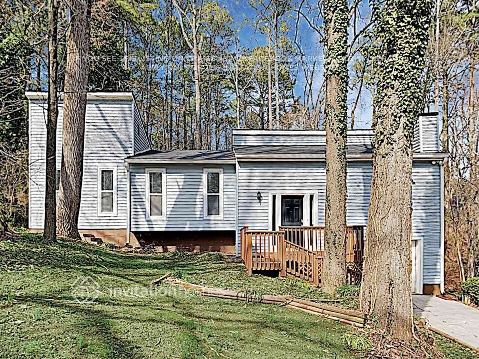 5160 Legendary Ln in Acworth, GA - Building Photo
