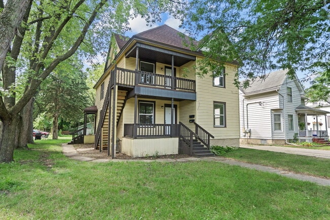 property at 1439 8th Ave