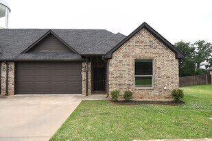 15542 County Rd 178 in Tyler, TX - Building Photo