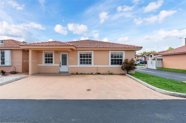 property at 2236 W 74th Pl