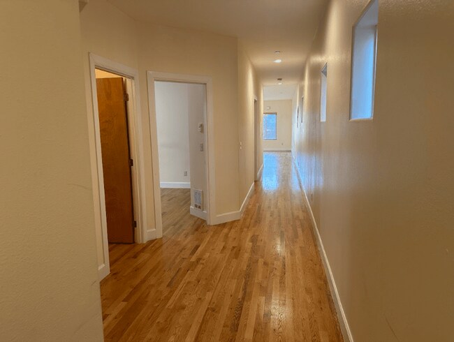 916 13th Ave in Seattle, WA - Building Photo - Building Photo