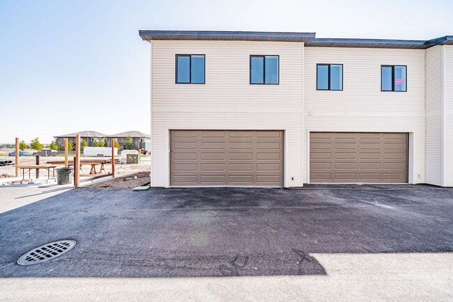 property at 351 E Lorene St