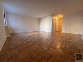 East 79th Street in New York, NY - Building Photo