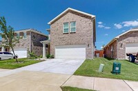 2105 Revere Dr in Princeton, TX - Building Photo - Building Photo