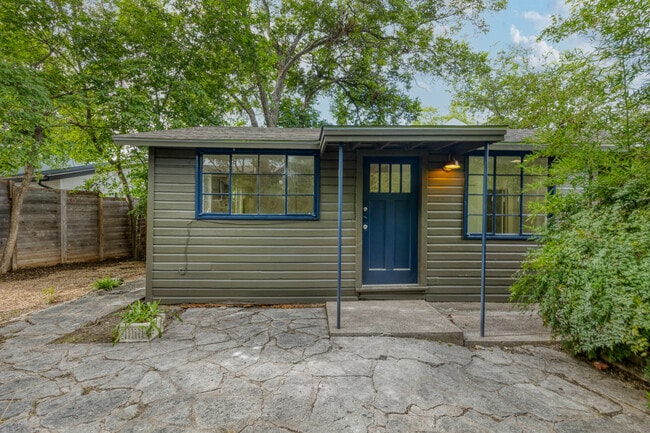 property at 3400 Lafayette Ave