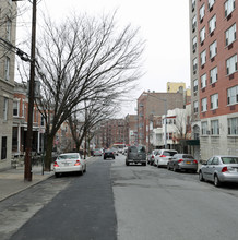 2869 Valentine in Bronx, NY - Foto de edificio - Building Photo