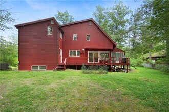 318 Blackstone Ave, Unit 163 in Ithaca, NY - Building Photo - Building Photo