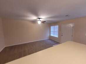 54A Emeraude Plage in Hampton, VA - Building Photo - Building Photo