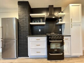 6113 39th Ave S in Seattle, WA - Building Photo - Building Photo