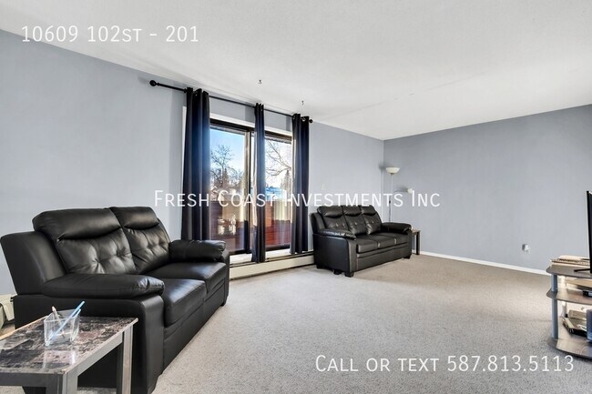 10609 102 St in Grande Prairie, AB - Building Photo - Building Photo