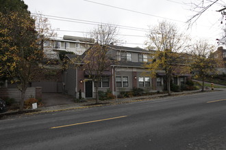 1800 10th Ave W in Seattle, WA - Foto de edificio - Building Photo