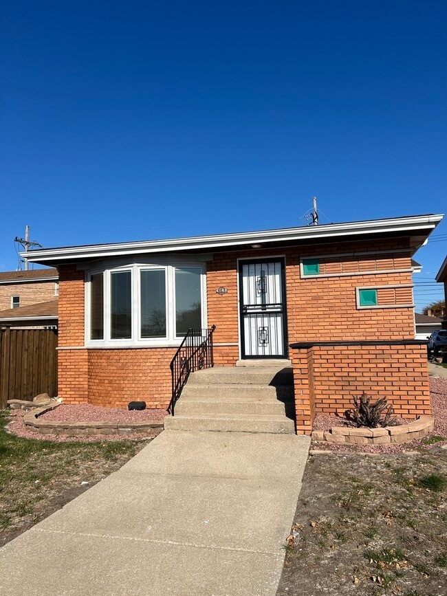 4148 W 87th St in Chicago, IL - Building Photo - Building Photo