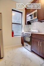 206 W 96TH St-Unit -5D in New York, NY - Foto de edificio - Building Photo