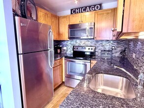 3660 N Lake Shore Dr in Chicago, IL - Building Photo - Building Photo