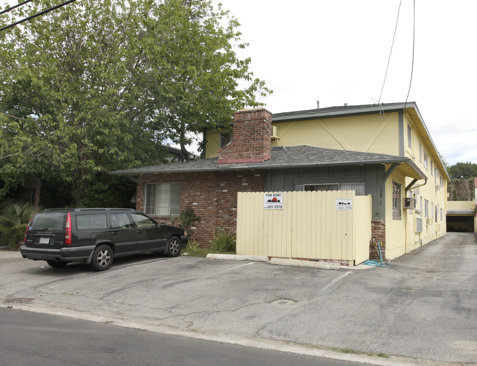 12817 Kling St in North Hollywood, CA - Building Photo