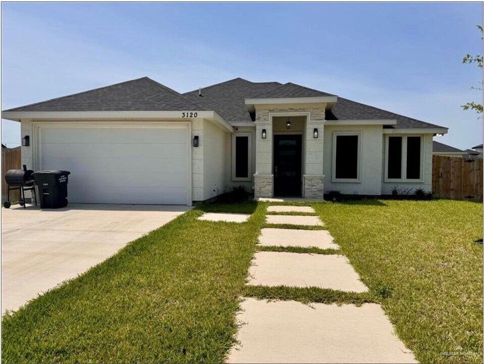 3120 E Rabbit Run Ave in Mission, TX - Building Photo