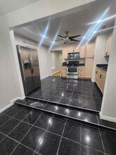 202 Las Palmas Dr in San Antonio, TX - Foto de edificio - Building Photo