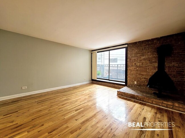 1220 N La Salle Dr in Chicago, IL - Foto de edificio - Building Photo