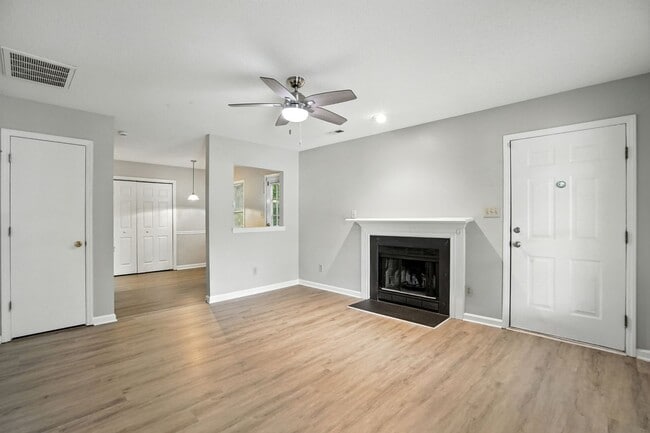 2100 Lanier Ave in Charlotte, NC - Building Photo - Building Photo