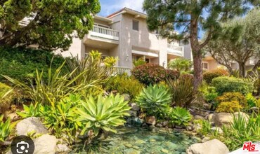 28296 Rey De Copas Ln in Malibu, CA - Building Photo - Building Photo