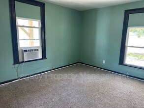 215 N Logan St in Burlington, NC - Building Photo - Building Photo