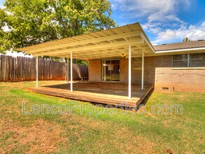 6404 NW 19th St in Oklahoma City, OK - Building Photo - Building Photo