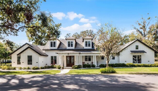 101 N Starr St in Oakland, FL - Building Photo - Building Photo