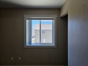 2243 Airport Rd-Unit -#2 in Ellensburg, WA - Building Photo - Building Photo