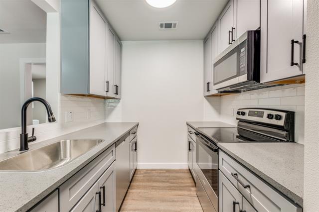 property at 5909 Gaston Ave