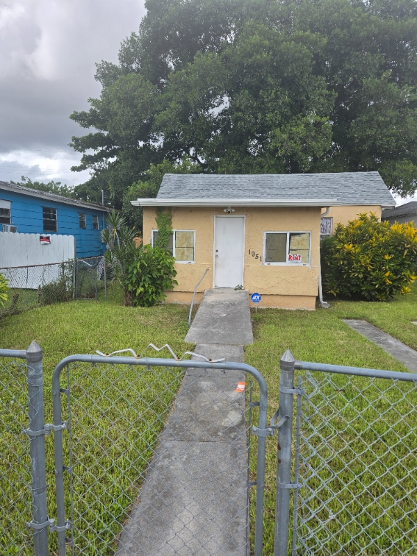 property at 1951 NW 49th St