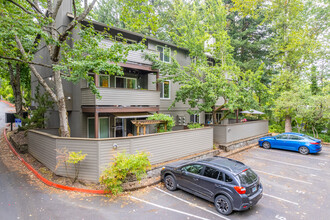 Residential Condominium in Portland, OR - Building Photo - Building Photo