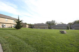 The Falls of Columbia in Columbia, MO - Building Photo - Interior Photo