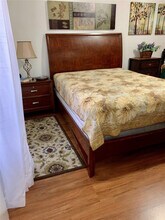 8657 Boca Glades Blvd in Boca Raton, FL - Foto de edificio - Building Photo