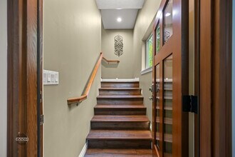 525 Wolf Dr in Anchorage, AK - Building Photo - Building Photo