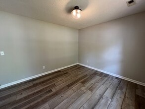 3806 Crusade Dr in Winston-Salem, NC - Building Photo - Building Photo