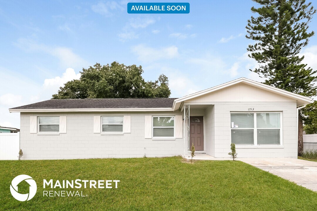 1713 Brown St in Kissimmee, FL - Building Photo