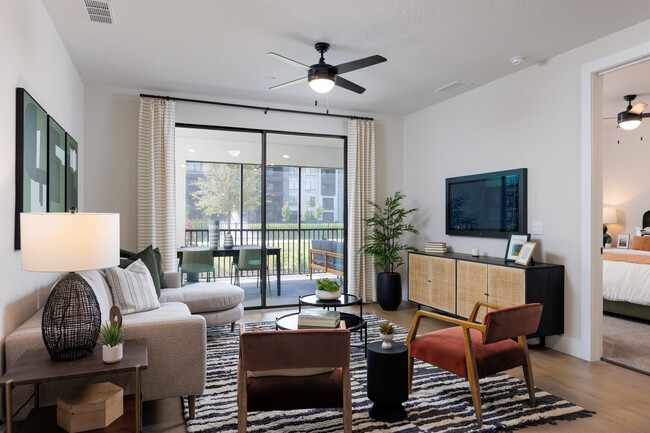 The Bentley in Orlando, FL - Building Photo - Interior Photo