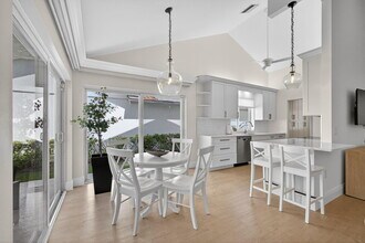 335 Ridge Rd in Jupiter, FL - Building Photo - Building Photo
