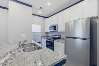 9412 Crofton St in Houston, TX - Building Photo - Building Photo