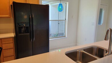 3120 Ringwood Meadow in Sarasota, FL - Building Photo - Building Photo