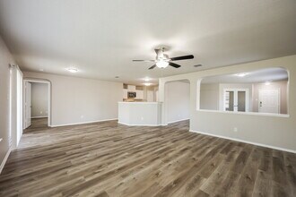 13510 Sundance Scape in San Antonio, TX - Foto de edificio - Building Photo