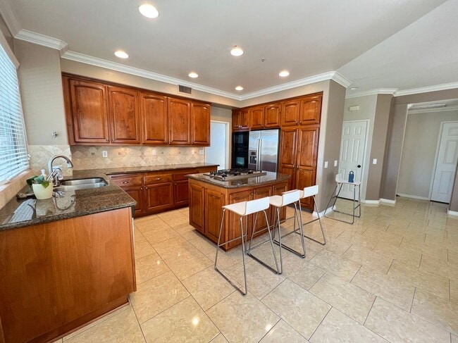 37 Via Gatillo in Rancho Santa Margarita, CA - Building Photo - Building Photo
