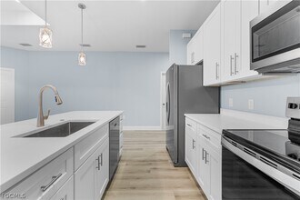 700 Broadway Ave in Lehigh Acres, FL - Building Photo - Building Photo