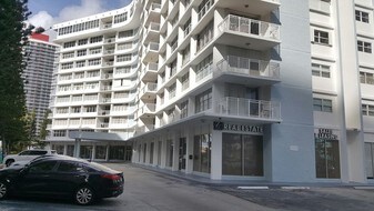 Imperial Towers North in Hallandale Beach, FL - Building Photo