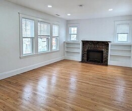22 Sunnybank Rd in Watertown, MA - Building Photo - Building Photo