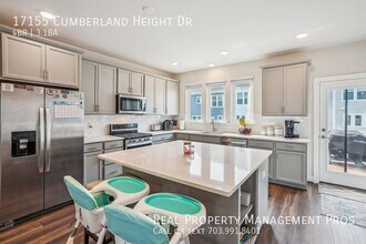 17155 Cumberland Height Dr in Dumfries, VA - Building Photo - Building Photo