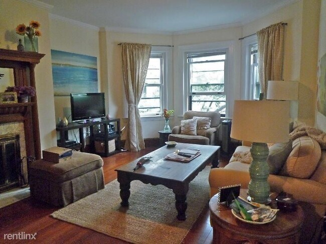 8 Keswick St in Boston, MA - Building Photo - Building Photo